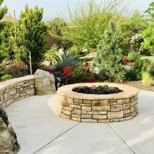 Fire Pits And Fireplaces (5)